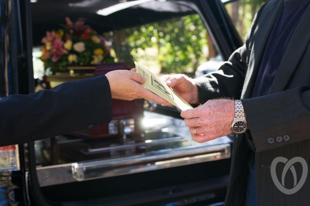 George Hartnett Metropolitan Funerals Bongaree | 2/229 Goodwin Dr, Bongaree QLD 4507, Australia | Phone: (07) 3469 5954