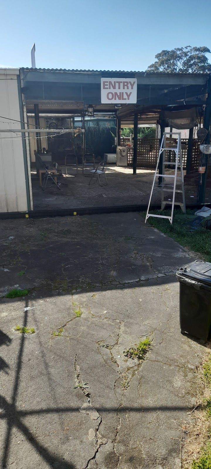 Burnside Drive Playground | 15 Burnside Dr, Morwell VIC 3840, Australia | Phone: (03) 9209 6348