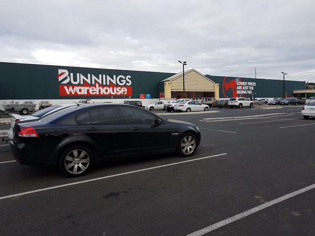 Bunnings Sunbury | hardware store | 95 Vineyard Rd, Sunbury VIC 3429, Australia | 0397440600 OR +61 3 9744 0600