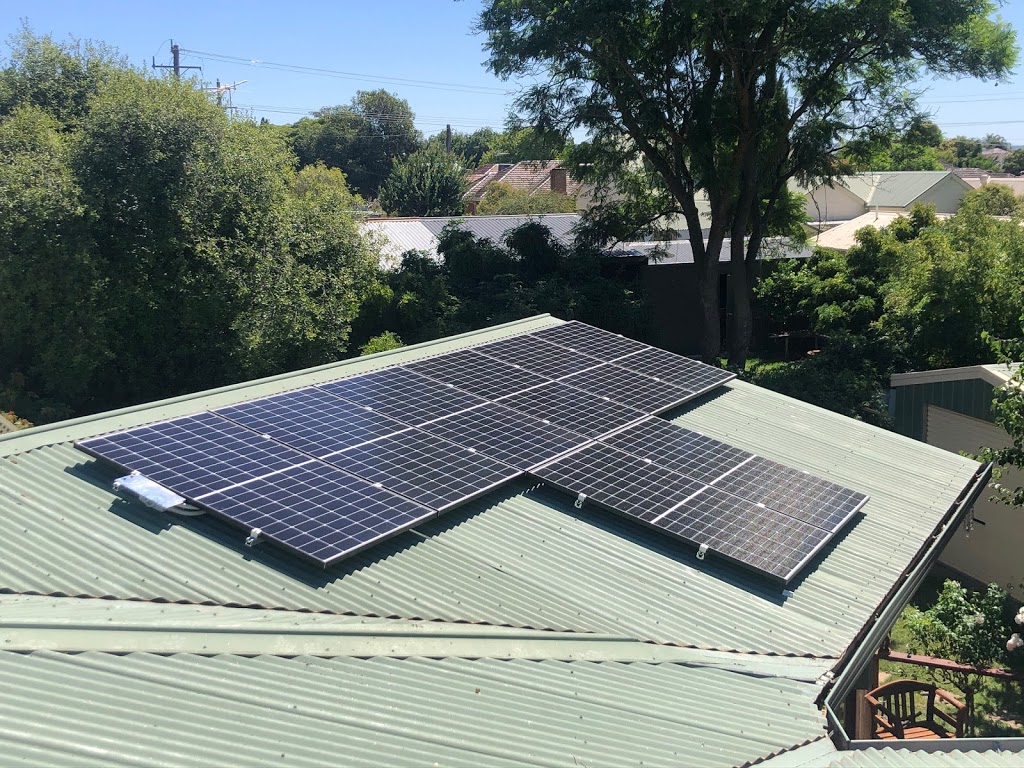 Urban Renewables Wangaratta | 8 Wonga Park Dr, Waldara VIC 3678, Australia | Phone: 0421 672 200