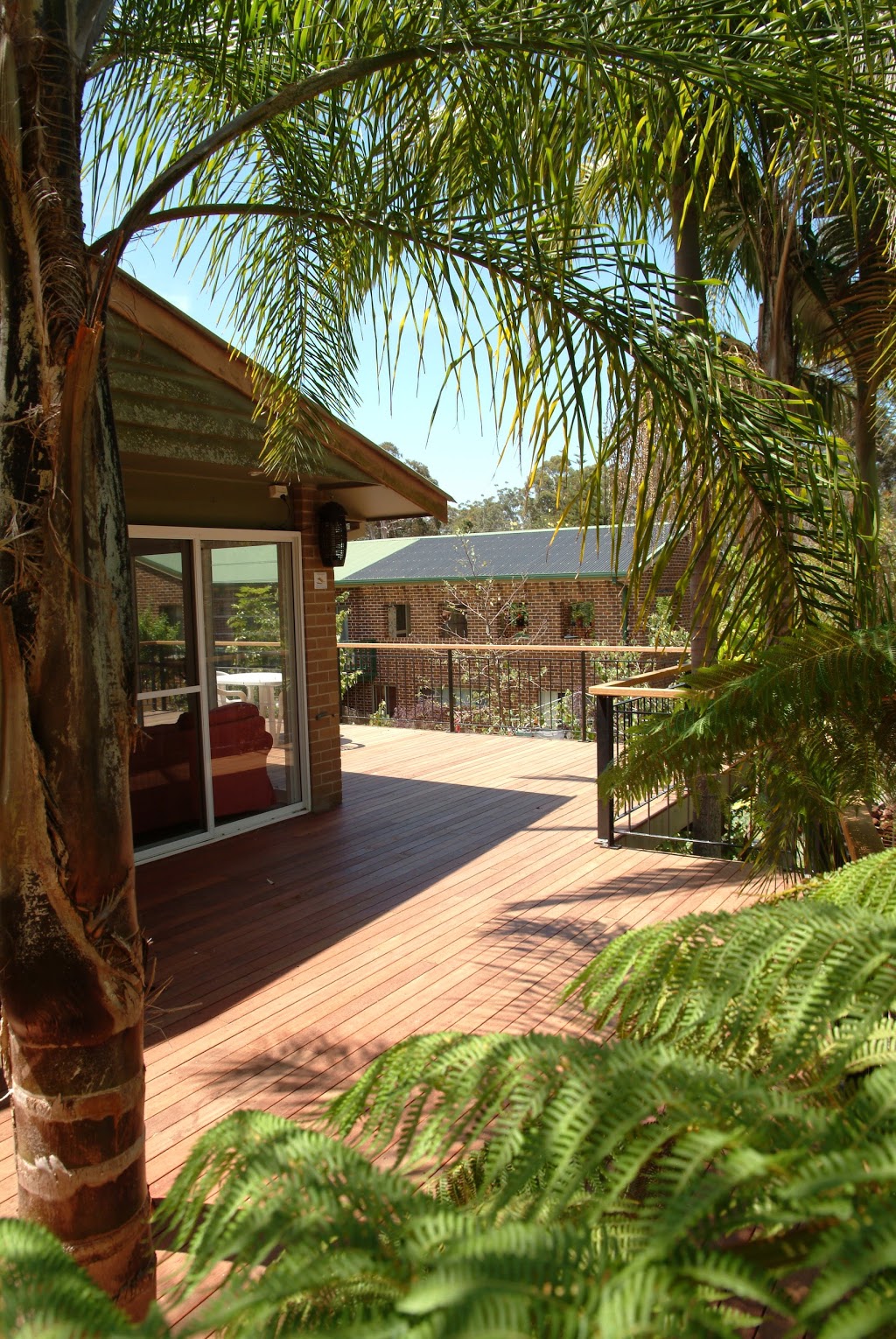 The Hideaway Jervis Bay | 105 Frederick St, Vincentia NSW 2540, Australia | Phone: 0414 400 201