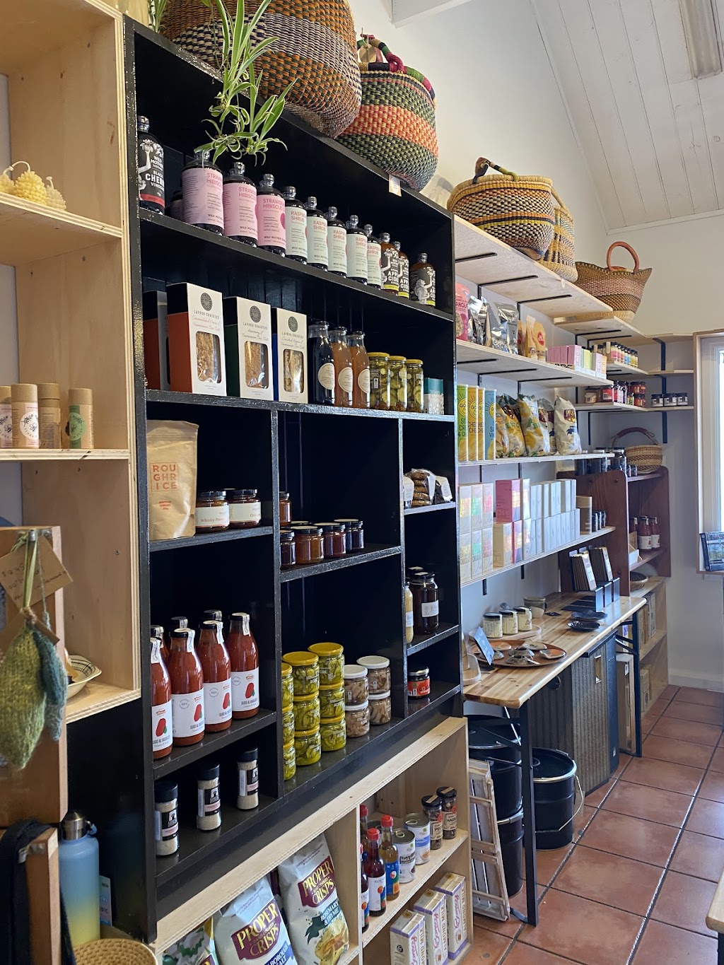 The Lanterns | Shop 2/168 Arthur Hwy, Dunalley TAS 7177, Australia | Phone: (03) 6202 8284