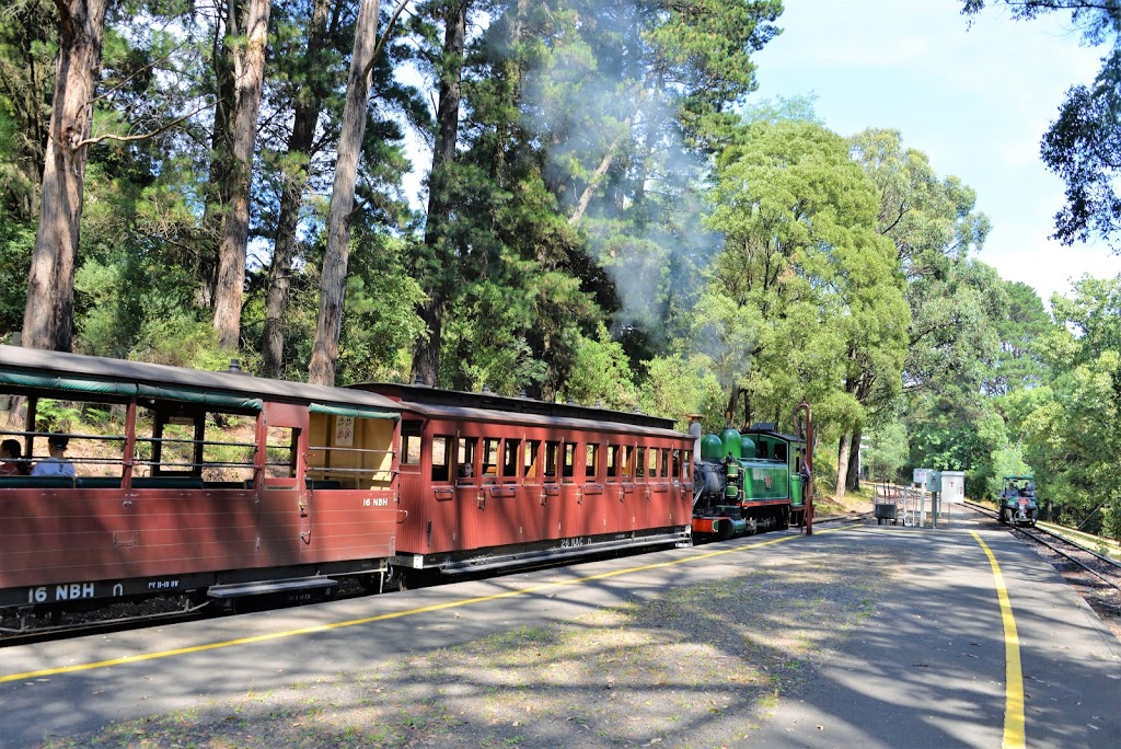 Puffing Billy Railway | tourist attraction | 1 Old Monbulk Rd, Belgrave VIC 3160, Australia | 0397570700 OR +61 3 9757 0700