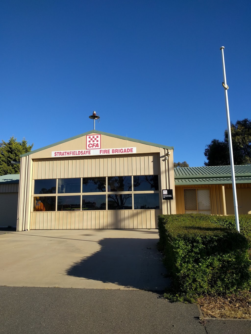 Strathfieldsaye Fire Station | fire station | 4 Taylors Ln, Strathfieldsaye VIC 3551, Australia | 0354393730 OR +61 3 5439 3730