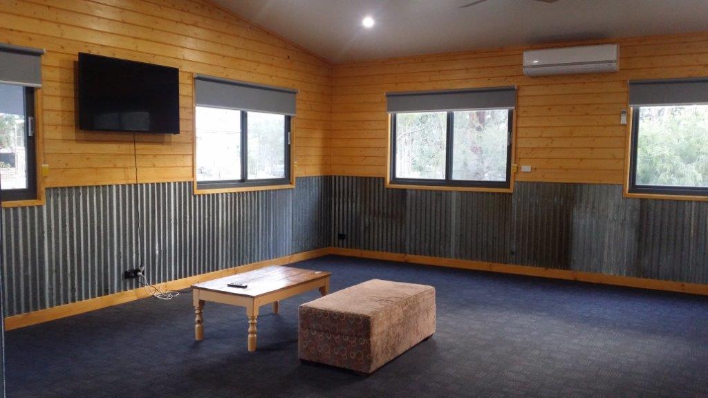 Log Cabin Camp |  | 270 Ascot-Creswick Rd, Creswick VIC 3363, Australia | 0353452756 OR +61 3 5345 2756