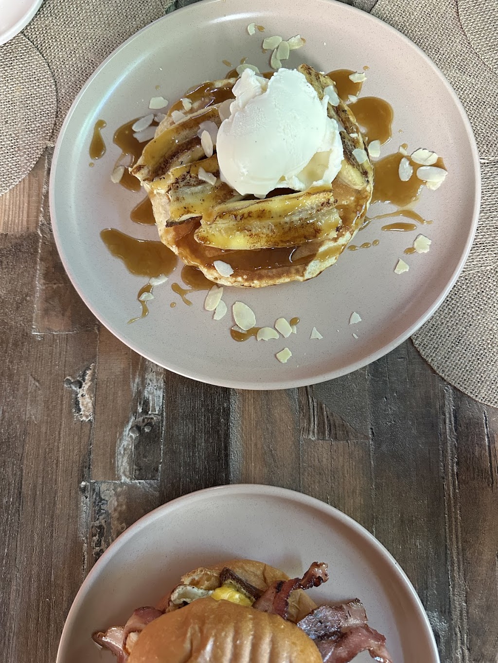 Laurel Cottage Cafe & Bar | 707-709 Beechmont Rd, Lower Beechmont QLD 4211, Australia | Phone: (07) 5597 6127