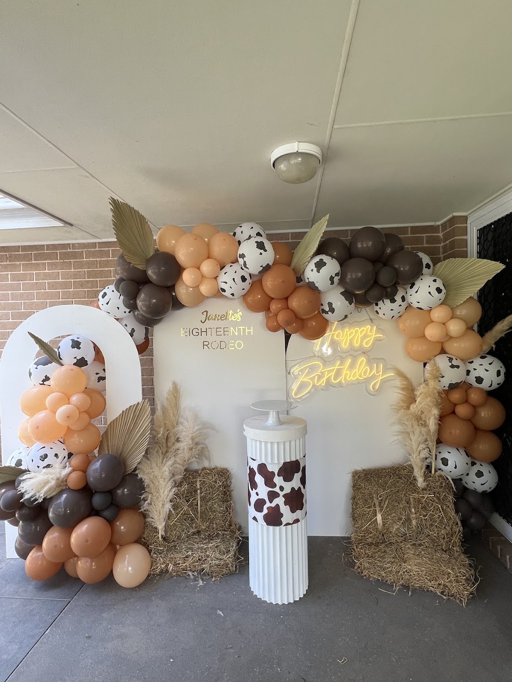 Balloonify Party Decorations | 5 Kilshanny Ave, Ashtonfield NSW 2323, Australia | Phone: 0404 577 662