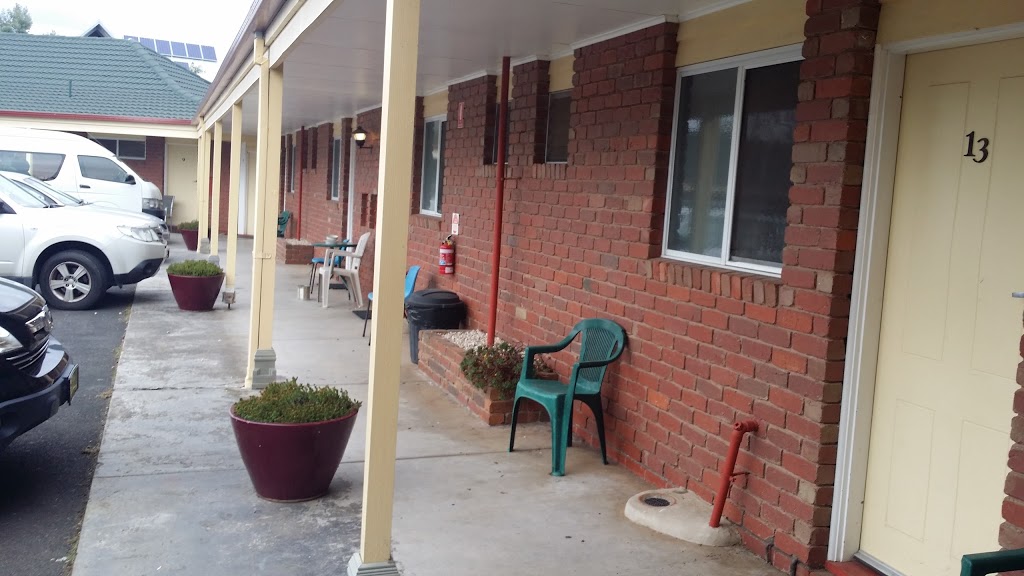 Cardigan Lodge Motel | 741 Remembrance Dr, Cardigan Village VIC 3352, Australia | Phone: (03) 5344 8302