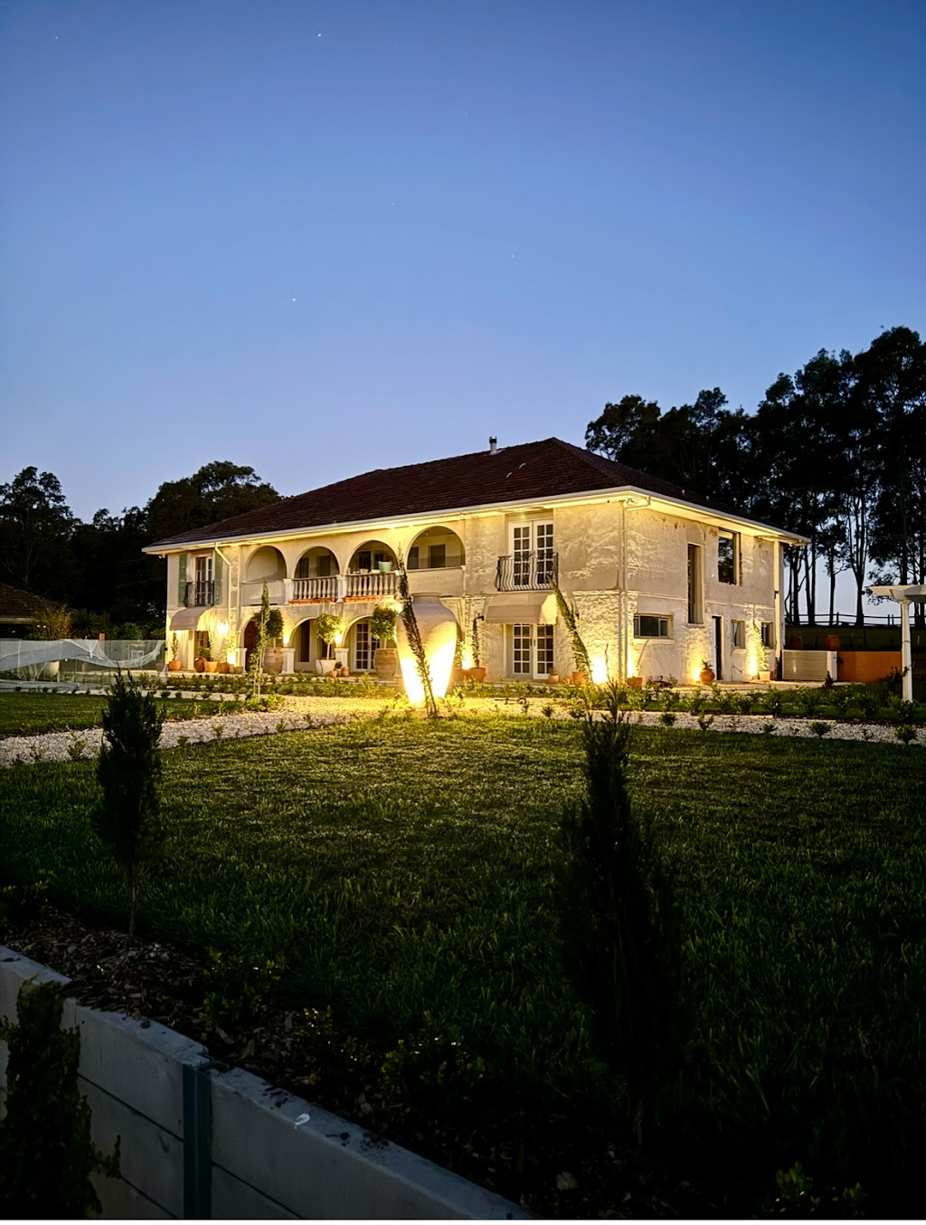 Villa Toscana | 86 Marrowbone Rd, Pokolbin NSW 2320, Australia | Phone: 0434 509 888