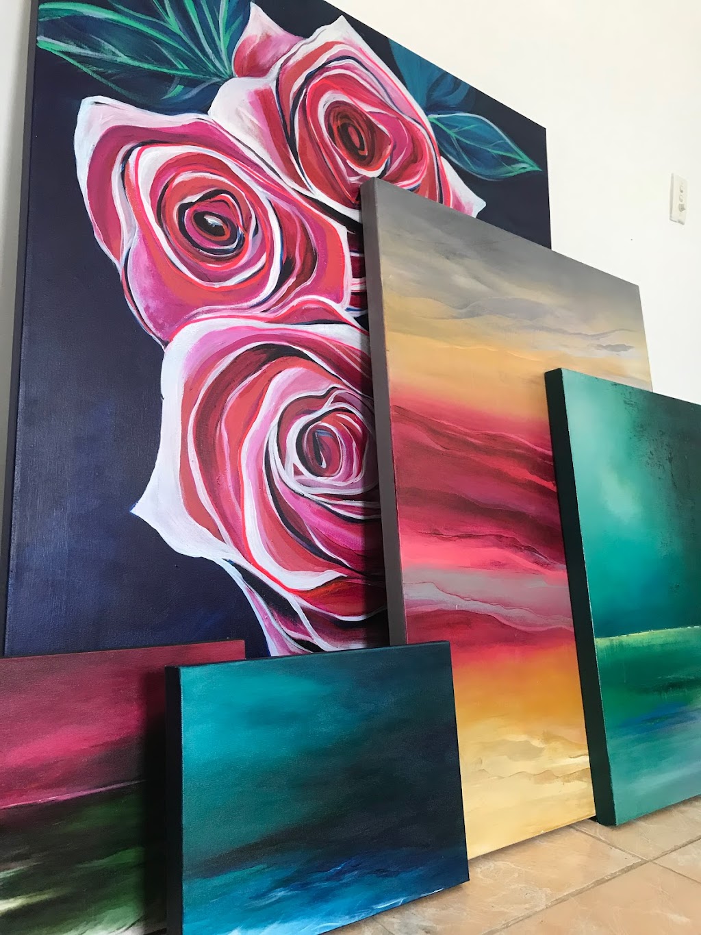 Sarah Carlton Art |  | 160 Williams St, Gooseberry Hill WA 6076, Australia | 0452605110 OR +61 452 605 110