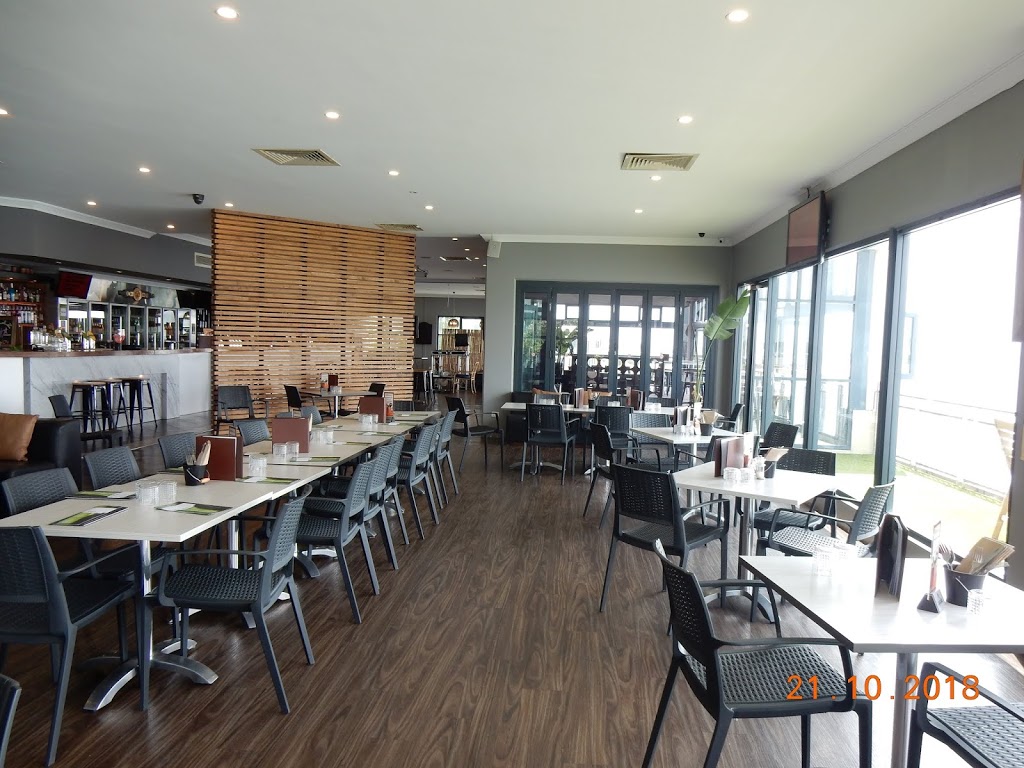 The Bayview Bar | restaurant | 15 Bonnefoi Blvd, Bunbury WA 6230, Australia | 0897916555 OR +61 8 9791 6555