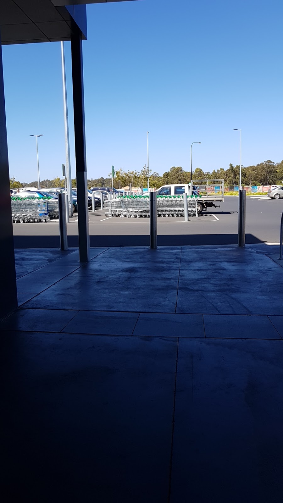 Woolworths Car Park | parking | 43 Norton Promenade, Dalyellup WA 6230, Australia