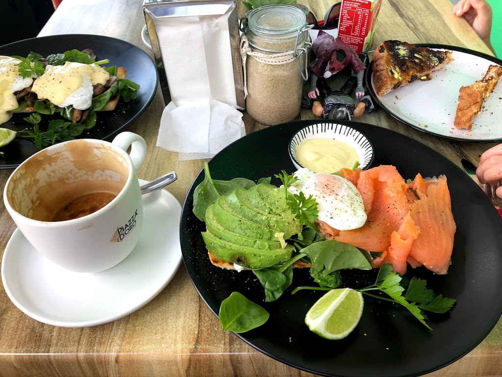 Pioneer Valley Cafe | cafe | 213 Anzac Ave, Marian QLD 4753, Australia
