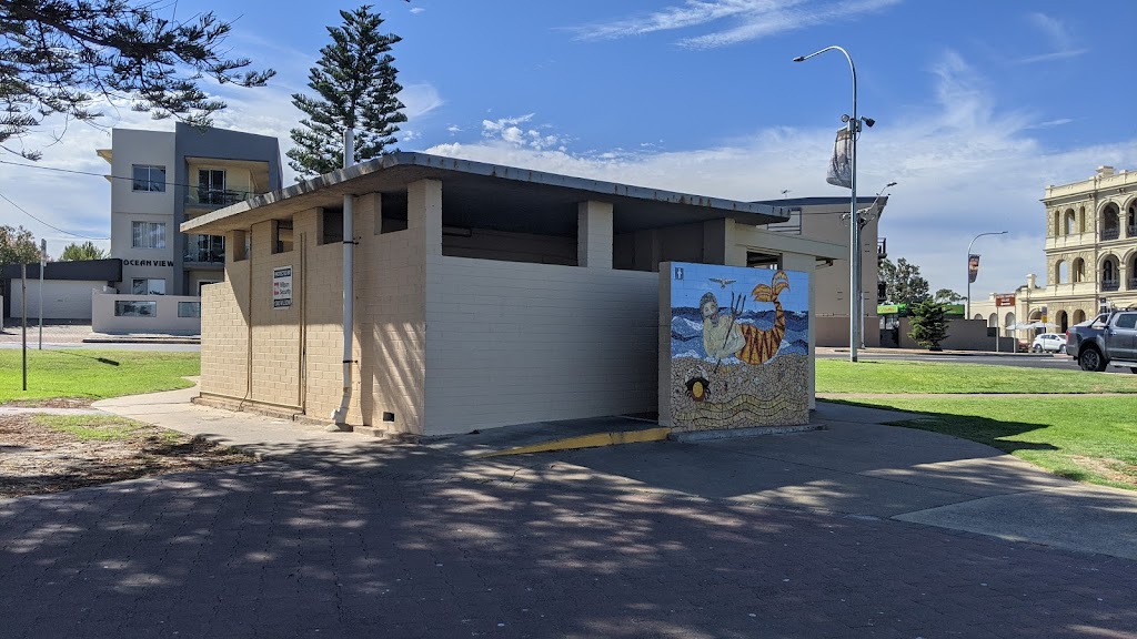 Largs Bay Public Toilet |  | 205 Lady Gowrie Dr, Largs Bay SA 5016, Australia | 0884056600 OR +61 8 8405 6600