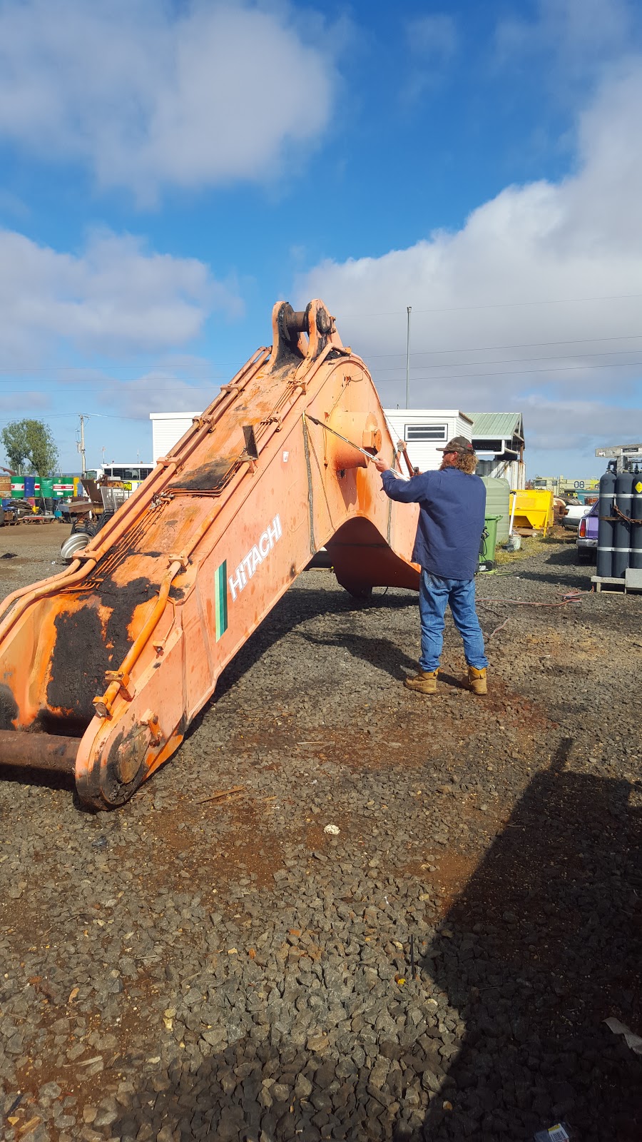 BCM Scrap Steel | 59-63 Industrial Dr, Emerald QLD 4720, Australia | Phone: 0413 555 421