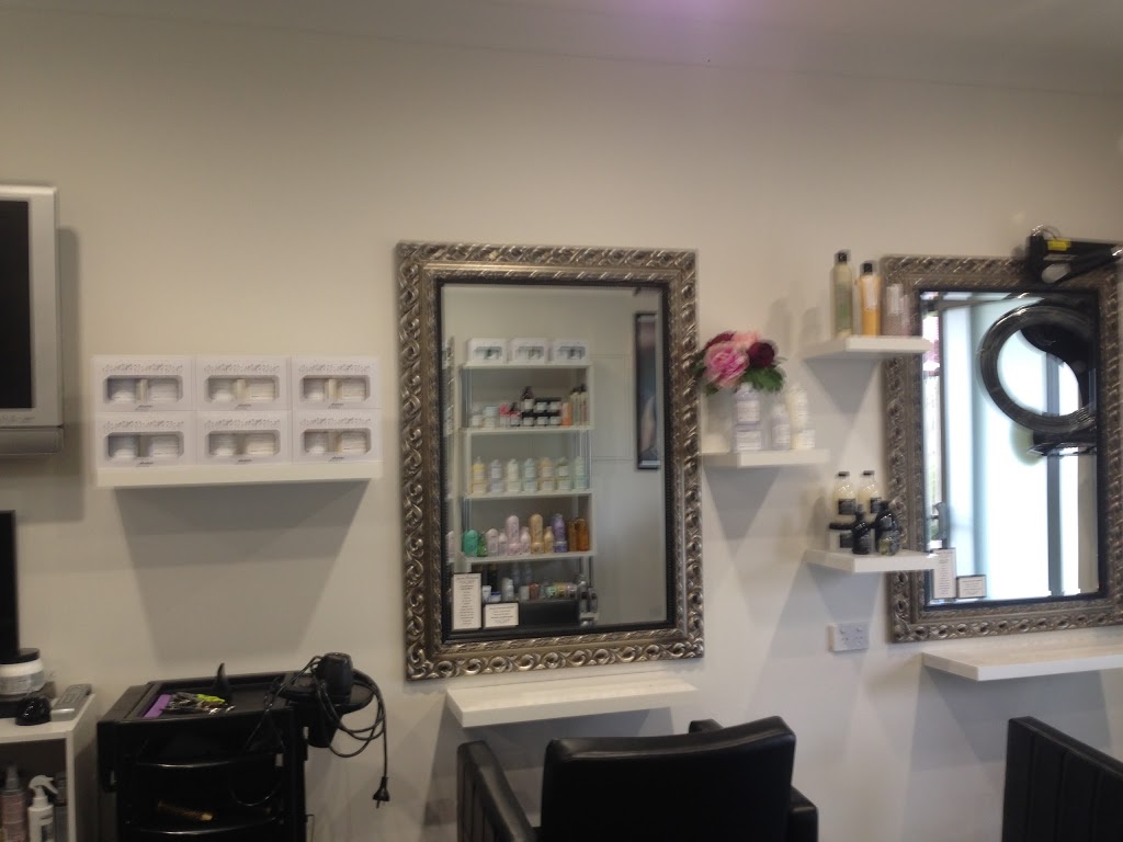 Studio 15 Korora | hair care | 15 James Small Dr, Korora NSW 2450, Australia | 0468800957 OR +61 468 800 957