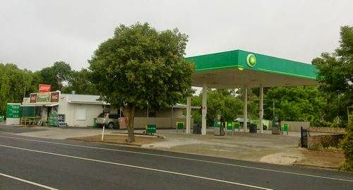 BP Auburn / PERRYS | gas station | 11 Main N Rd, Auburn SA 5451, Australia | 0888492130 OR +61 8 8849 2130
