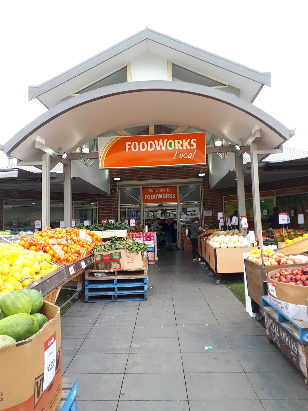 Food works | supermarket | 7-9/101 Ravenhill Blvd, Roxburgh Park VIC 3064, Australia | 0393085525 OR +61 3 9308 5525