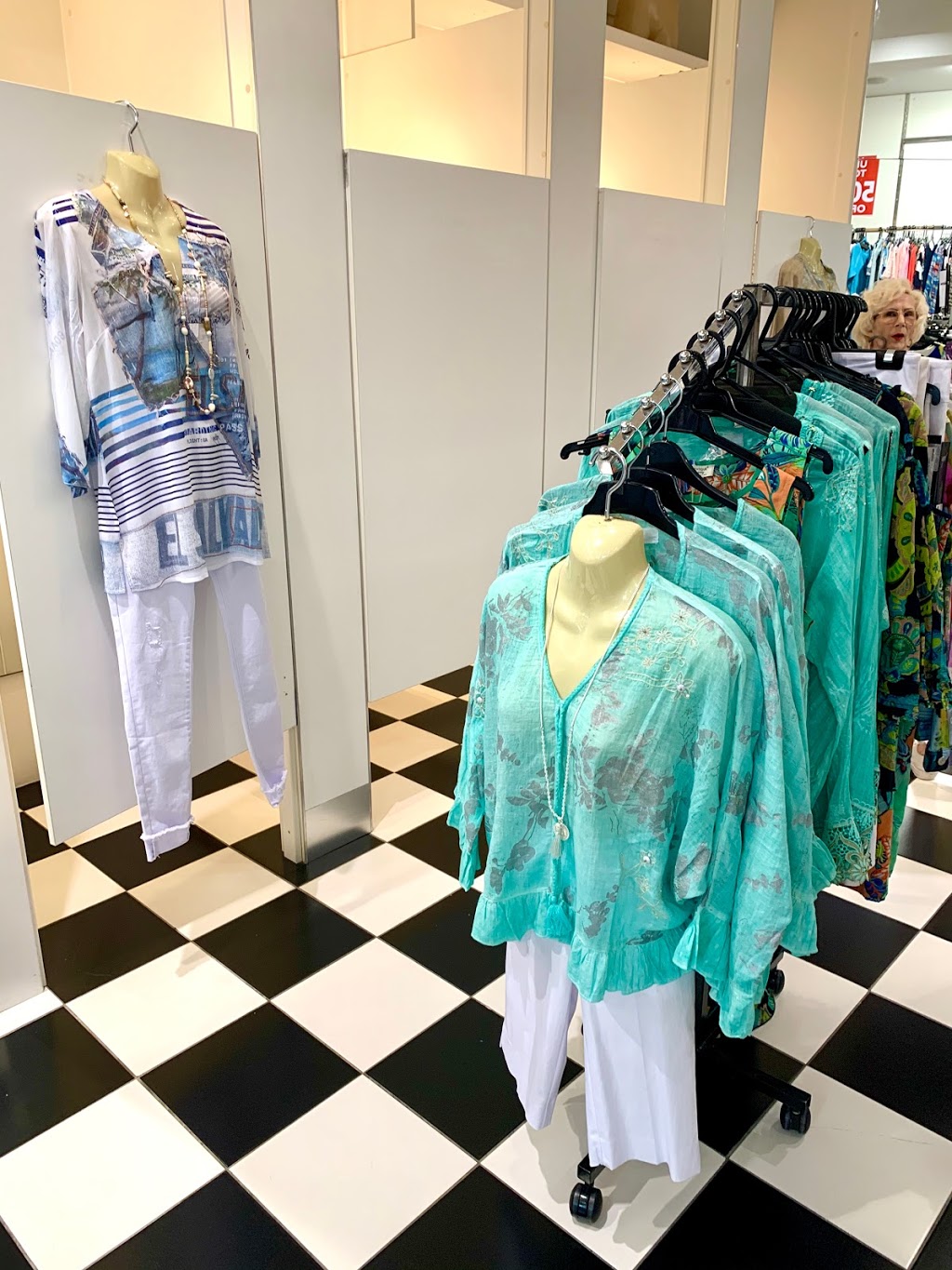 Change Alley | clothing store | Runaway Bay Ave, Runaway Bay QLD 4216, Australia