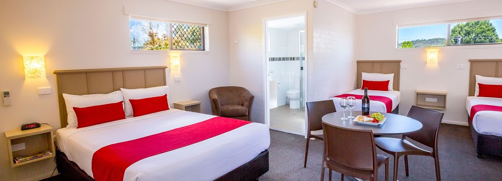 Apple & Grape Motel | travel agency | 63 Maryland St, Stanthorpe QLD 4380, Australia | 0746811288 OR +61 7 4681 1288