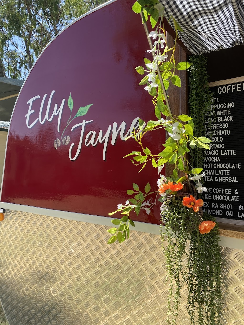 Elly Jayne @ Big 4 Mannum | Mannum Caravan Park, 70 Purnong Rd, Mannum SA 5238, Australia | Phone: 0402 580 855