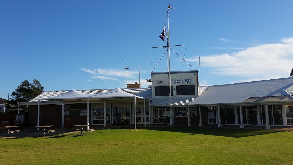 Goolwa Regatta Yacht Club |  | Barrage Rd, Goolwa South SA 5214, Australia | 0885552617 OR +61 8 8555 2617