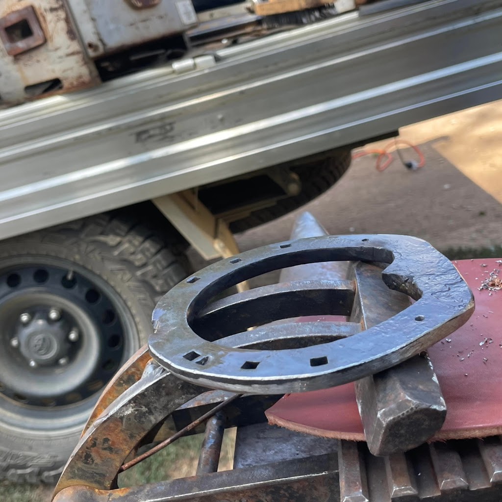 Greenfield forge farrier services | Nandoura St, Gulgong NSW 2852, Australia | Phone: 0405 117 901