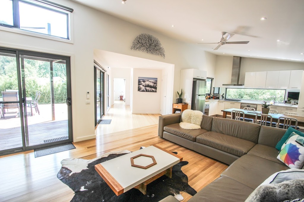 The Base Luxury Villas | lodging | Camping Park Rd, Harrietville VIC 3741, Australia | 0357592555 OR +61 3 5759 2555