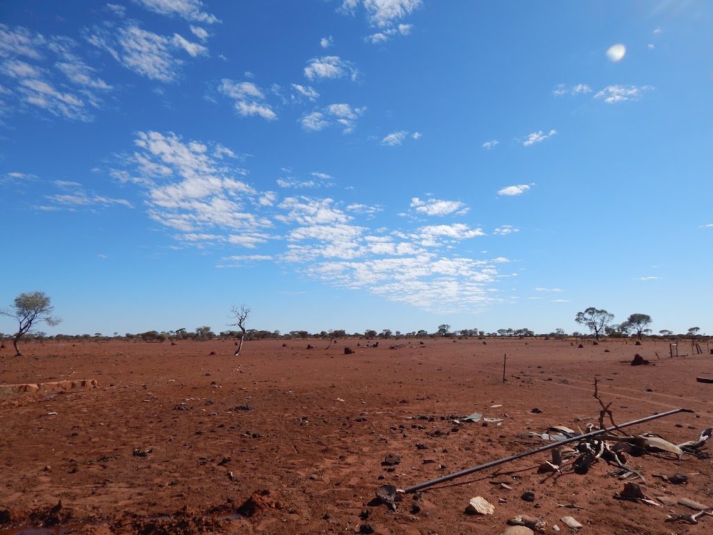4 Corners windmill | Murchison WA 6630, Australia | Phone: 0467 709 389