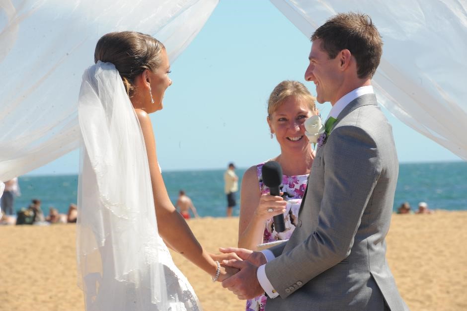 Marriage Celebrant Hervey Bay | 15 Oceanview St, Point Vernon QLD 4655, Australia | Phone: 0408 703 327