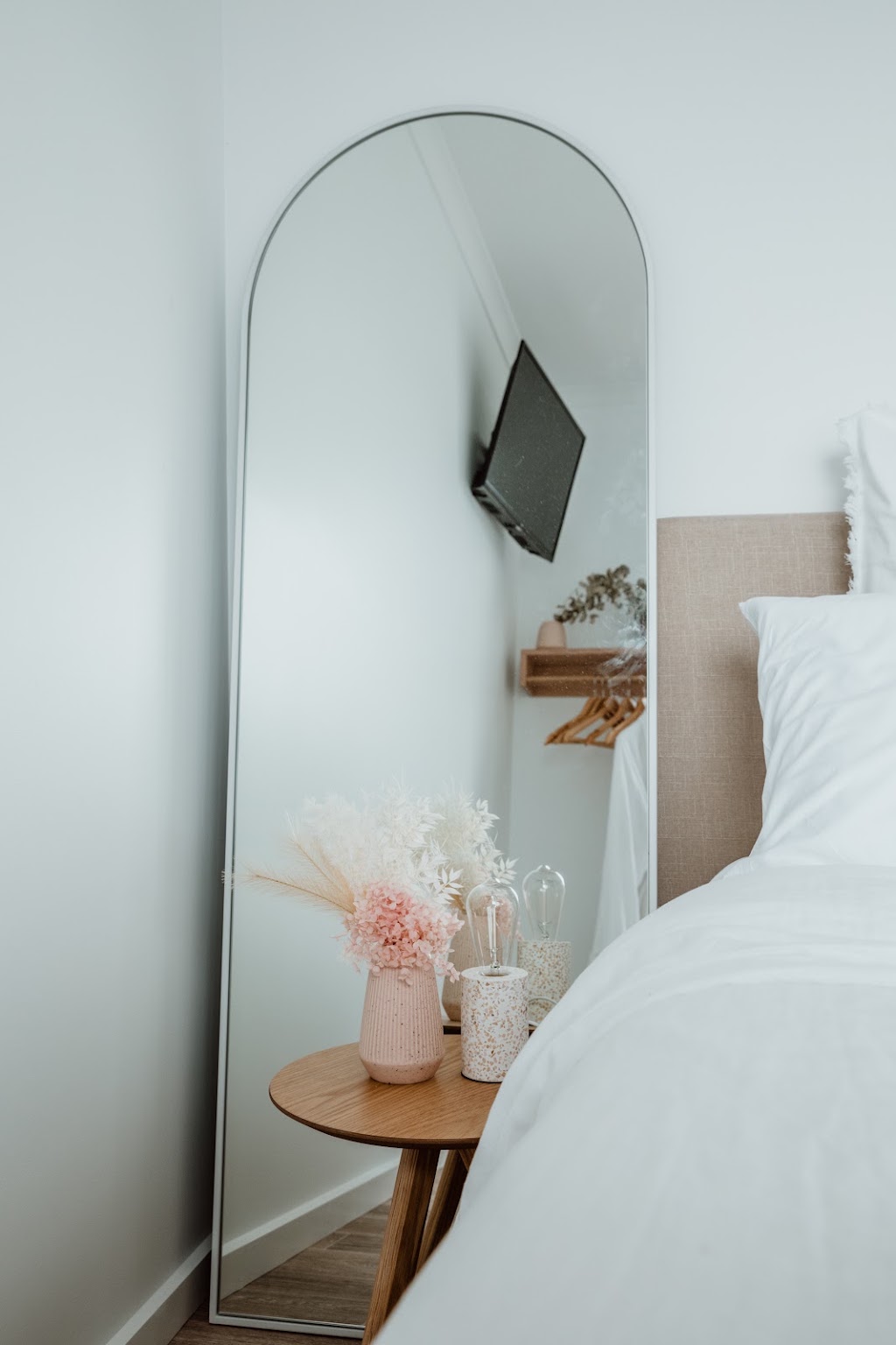 The Floathouse | Riverglen Dr, White Sands SA 5253, Australia | Phone: 0423 320 166