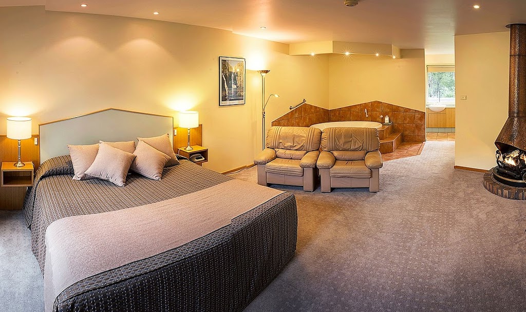 Pinnacle Holiday Lodge | lodging | 21 Heath St, Halls Gap VIC 3381, Australia | 0353564249 OR +61 3 5356 4249