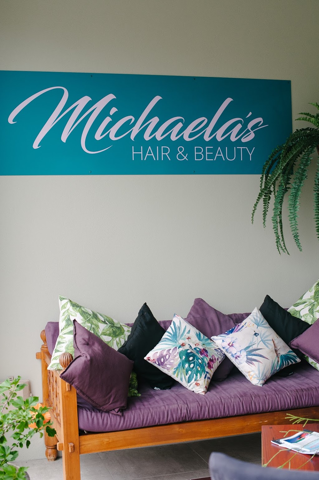 Michaelas Hair & Beauty | hair care | Shop 2/12 Park St, Brunswick Heads NSW 2483, Australia | 0266851330 OR +61 2 6685 1330
