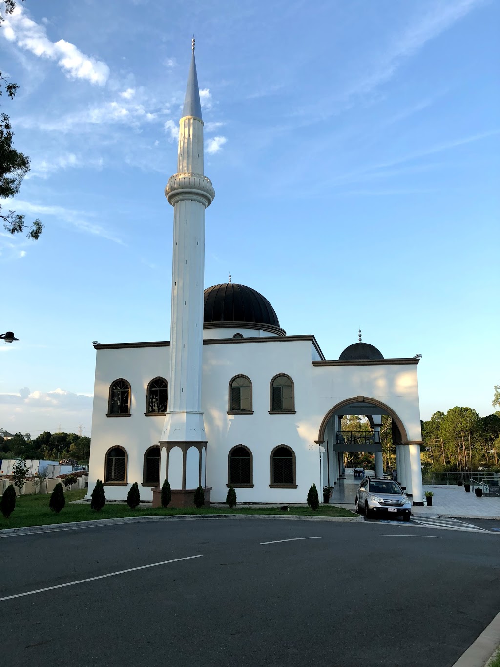 Logan Bosnian Islamic Centre | mosque | 2674F Logan Rd, Eight Mile Plains QLD 4113, Australia | 0738412504 OR +61 7 3841 2504