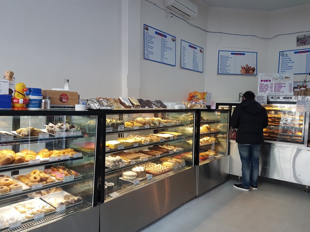 Nguyens Bakery Cafe | bakery | 112 Avon Terrace, York WA 6302, Australia | 0896412382 OR +61 8 9641 2382
