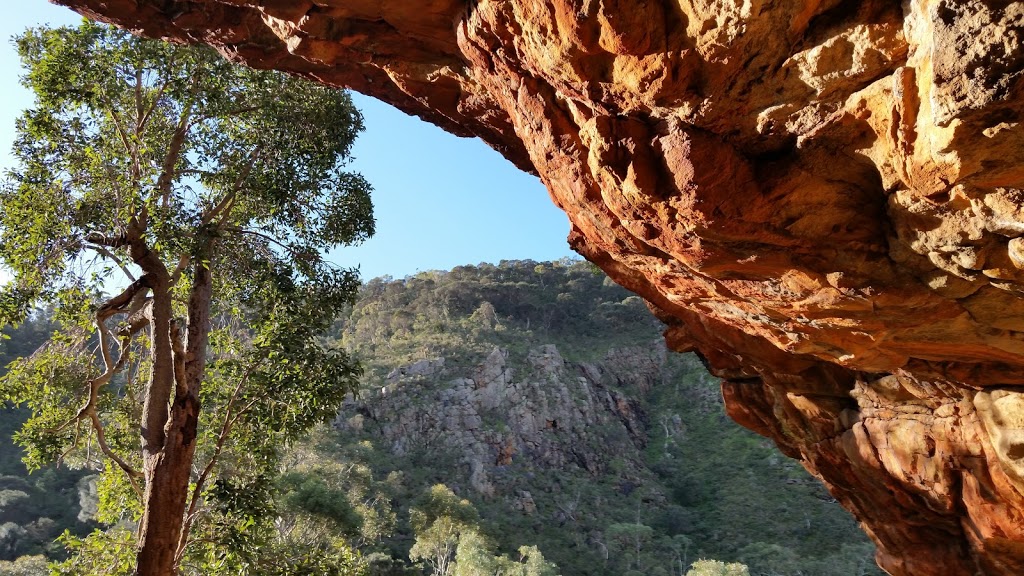 Giants Cave | tourist attraction | Morialta Conservation Park, Morialta Falls Rd, Woodforde SA 5072, Australia | 0892199000 OR +61 8 9219 9000