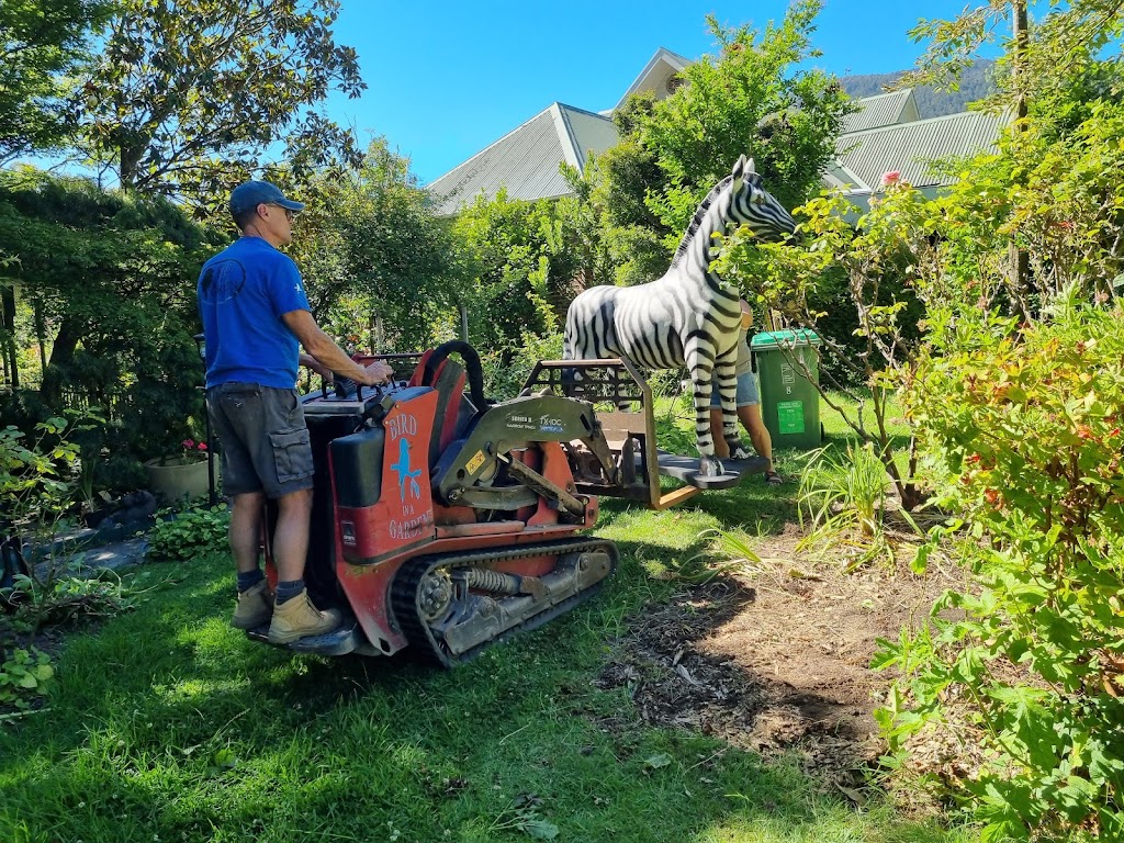Bird in a Garden, Landscape and Garden Supplies. | 2687 Warburton Hwy, Yarra Junction VIC 3799, Australia | Phone: (03) 5967 1517