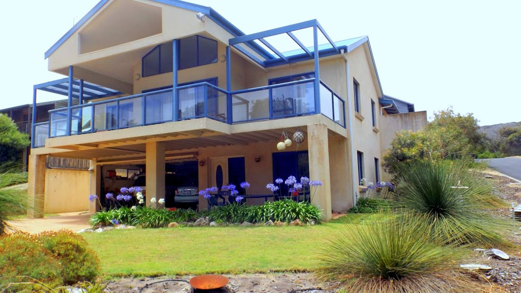 Surfemup flat and rooms accommodation | lodging | 29 Chuditch Pl, Gnarabup WA 6285, Australia | 0417803296 OR +61 417 803 296