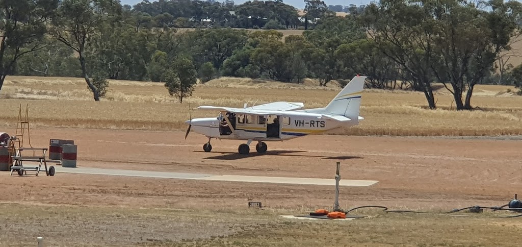 Skydive York | 3453 Spencers Brook-York Rd, York WA 6302, Australia | Phone: 1300 663 634