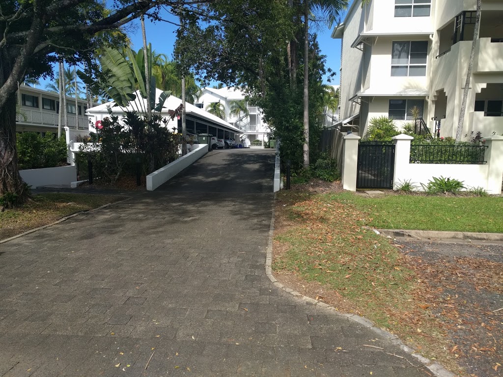 Beaches Port Douglas | 19 Esplanade, Port Douglas QLD 4877, Australia | Phone: (07) 4099 4150