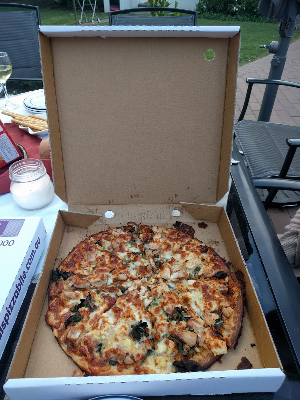 Mals Pizza Bite | restaurant | 1/98 Carp St, Bega NSW 2550, Australia | 0264926000 OR +61 2 6492 6000