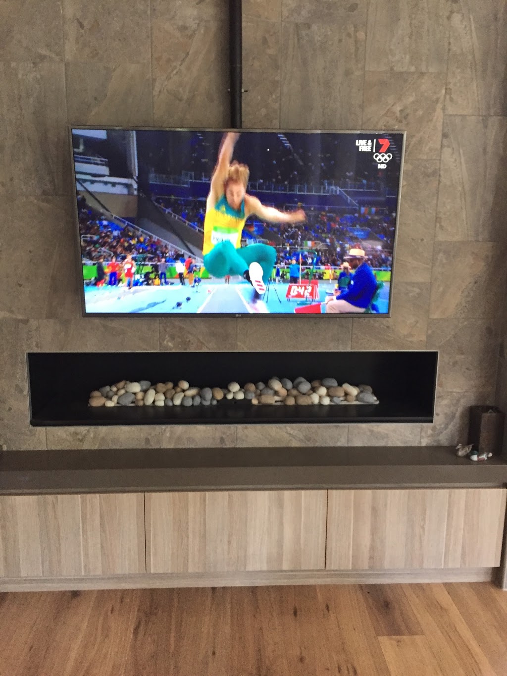 Absolute Audio Visual Solutions - Television Installations - TV  | 32-38 Cassia St, Dee Why NSW 2099, Australia | Phone: 0401 202 087