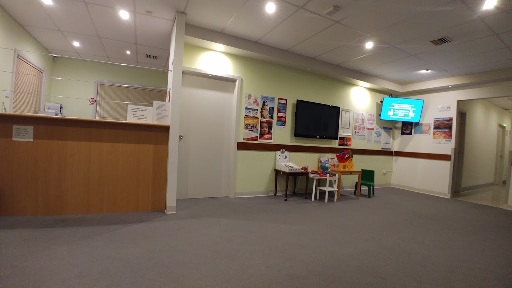 Family Medical & Dental Clinic | hospital | 75 Stud Rd, Dandenong VIC 3175, Australia | 0397929775 OR +61 3 9792 9775