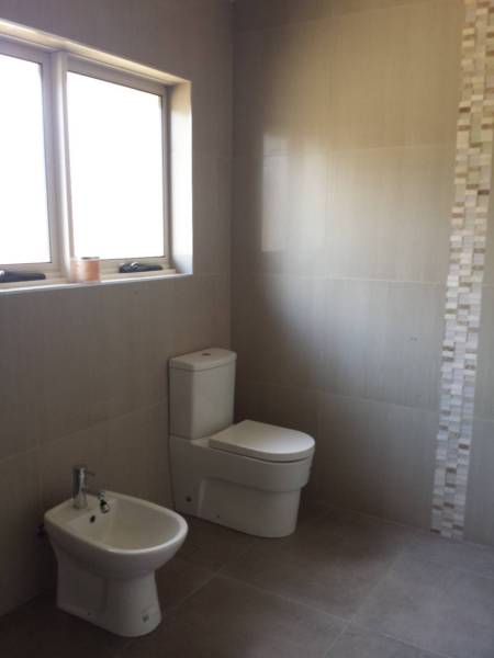 Luchos Bathroom Renovations | home goods store | 25 Buckingham Cres, Kardinya WA 6163, Australia | 0451140967 OR +61 451 140 967