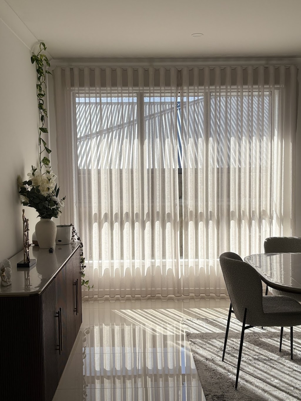 SINGH BLINDS AND SHUTTERS | Pallara QLD 4110, Australia | Phone: 0422 530 097