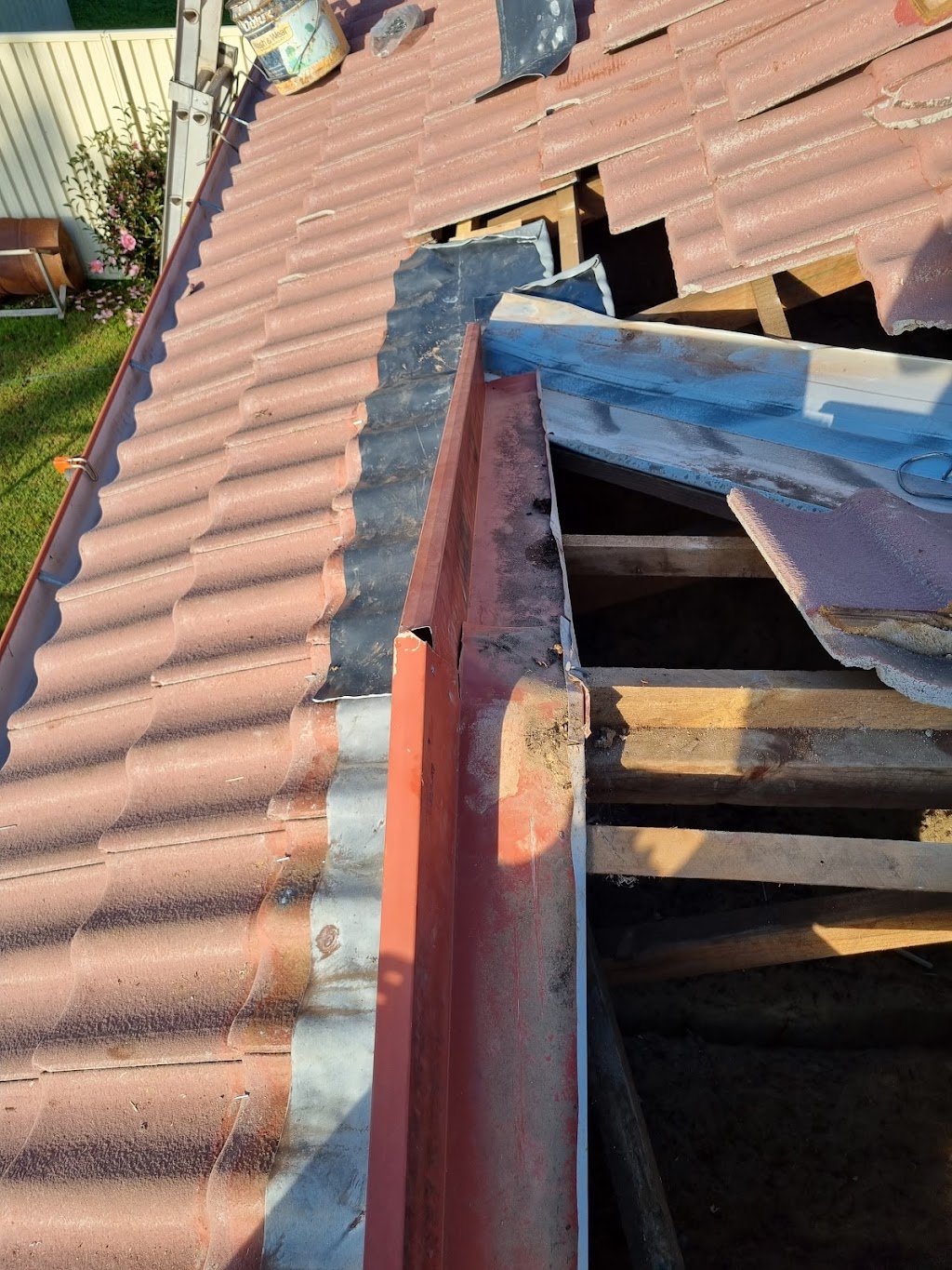 Razorback Roofing pty ltd | 3 Remembrance Dr, Yanderra NSW 2574, Australia | Phone: 0418 885 922