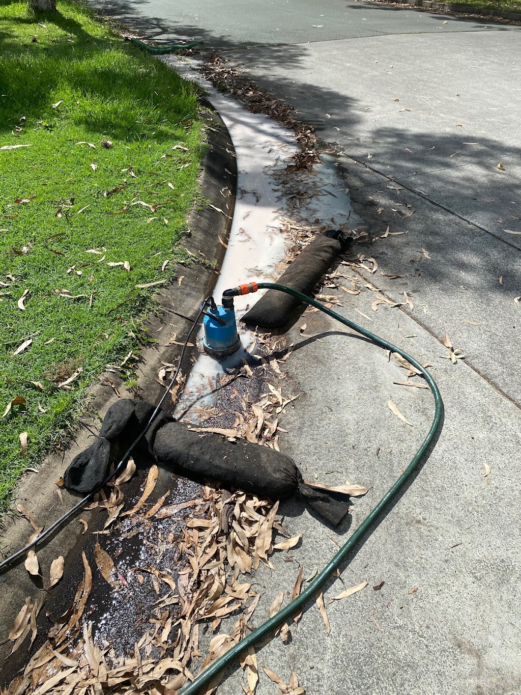 On Point Pressure Cleaning | 3 Thor St, Victoria Point QLD 4165, Australia | Phone: 0423 528 000