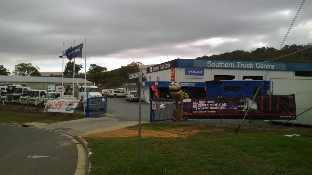 Southern Truck Centre Pty Ltd | car dealer | 12 Wycombe St, Queanbeyan NSW 2620, Australia | 0262996433 OR +61 2 6299 6433