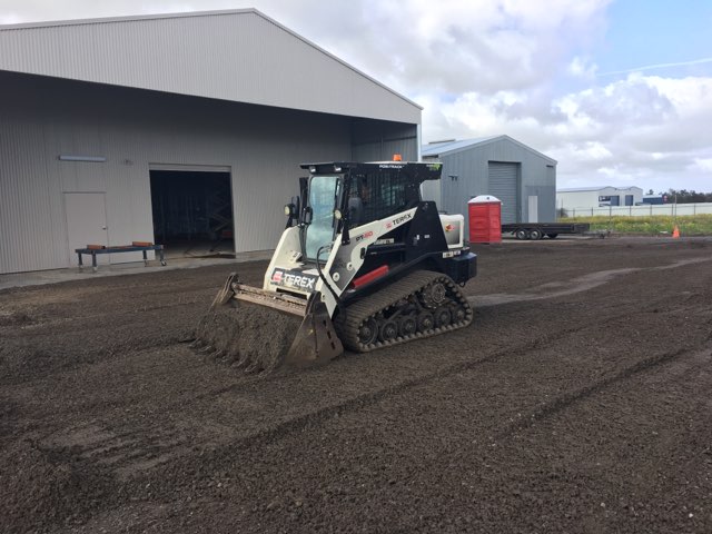 P & J Earthworks Ballarat Excavator Hire | 133 Strickland Parade, Brown Hill VIC 3350, Australia | Phone: 0418 518 270
