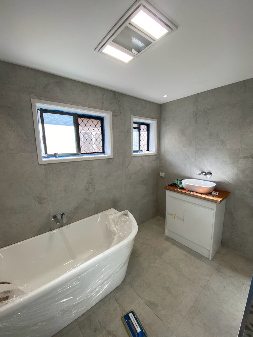 Superior Tiling | general contractor | 3 Headland Dr, Noosaville QLD 4566, Australia | 0403585008 OR +61 403 585 008